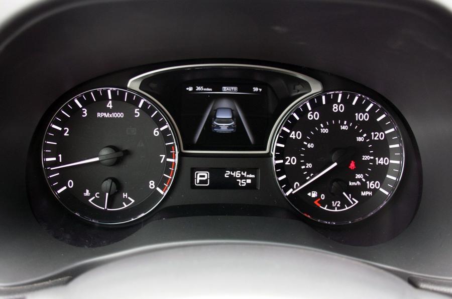  Nissan Pathfinder 2013 года  (фото 77 из 141)